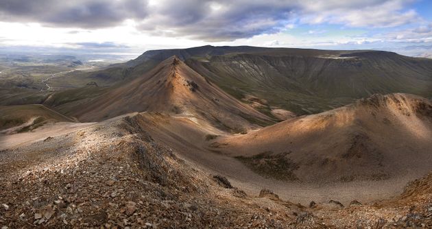 Day Hike to Moskardshnjukar: The Knife's Edge — photo 4
