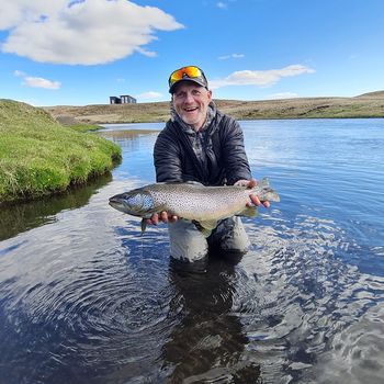 Private Fly Fishing Day Tour for Big Brown Trout - West Rangá Trout Beat — photo 2