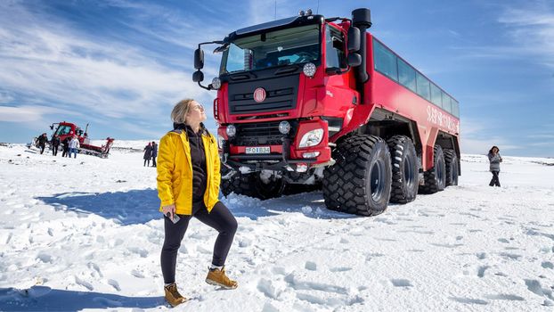 Ice Cave and Glacier Tour in Glacier Monster Truck from Gullfoss — photo 4