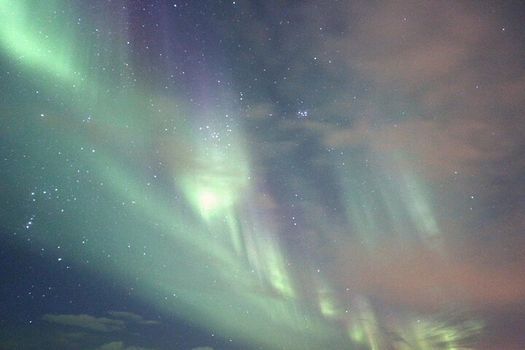 Northern Lights Midnight Adventure from Reykjavík in minibus — photo 6