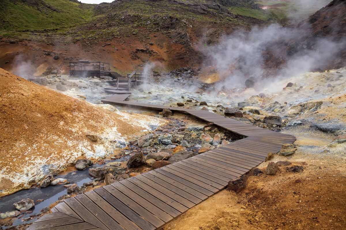 Private Luxury Jeep Tour - Reykjanes Peninsula, Continental Rift & Bridge Between Continents + eruption(!), photo 5 of 7