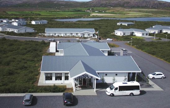 Luxury Private Transfers Reykjavík To Hotel Grímsborgir