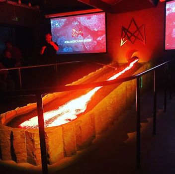 Lava Show in the town of Vík — photo 6