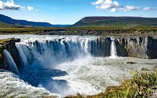 Dettifoss & Goðafoss Waterfall w/packed Lunch Small Group from Akureyri Port — photo 6