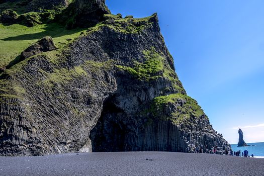 Jökulsárlón & Black Diamond Beach Private Tour — photo 4
