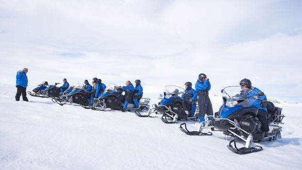 Snowmobile tour on Vatnajökull Glacier — photo 3