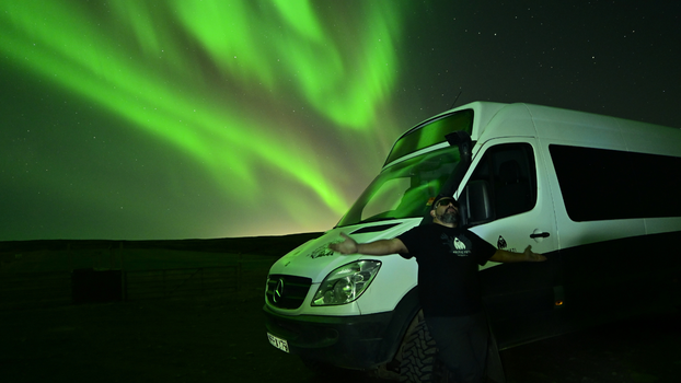 Northern Lights with Photo, Pastries and Hot Cocoa - 4x4 Tour from Reykjavík — photo 12