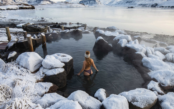 PRIVATE Glymur Waterfall Hike & Hvammsvík Nature Baths