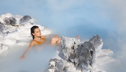 Private Reykjanes Discovery: Lava Tunnel & Blue Lagoon Day Tour