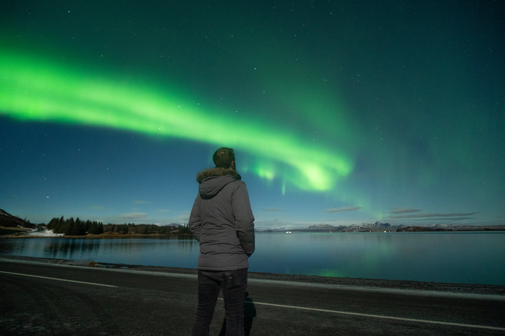Northern Lights in 4x4 with Local Pastries, Hot Chocolate, and Photos