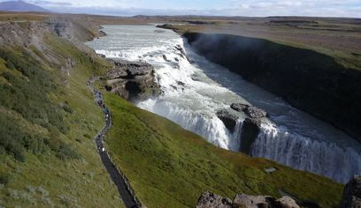 From Reykjavik Port: Small Group Golden Circle Tour 