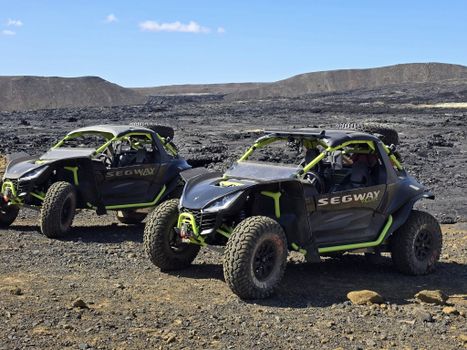 Buggy tours - beach and secret glacier lagoon - 4-5 hours