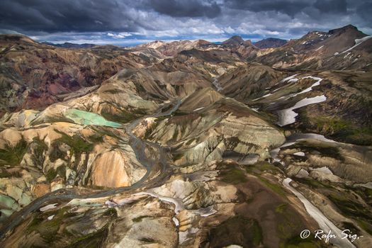 Essential Iceland