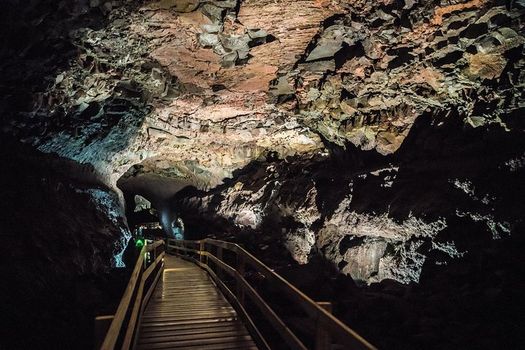 Silver Circle Day Tour: Lava Cave, Waterfalls & Icelandic Horses — photo 11