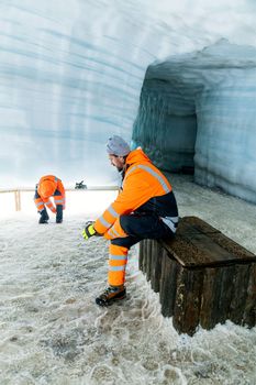 Into The Glacier - With Snowmobiling From Klaki Base Camp — photo 2