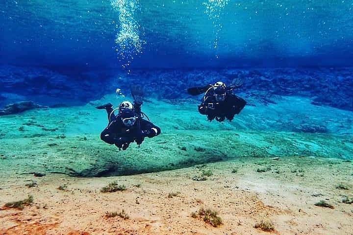 Diving Silfra Tour with Pick Up, photo 8 of 8