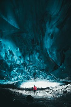 Ice Cave & Glacier Exploration Tour — photo 3