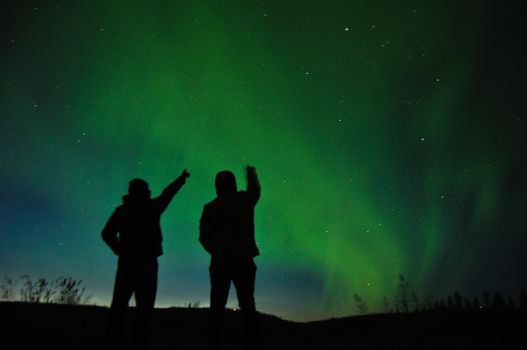Northern Lights Hunt & Hot Chocolate Minibus Tour — photo 4