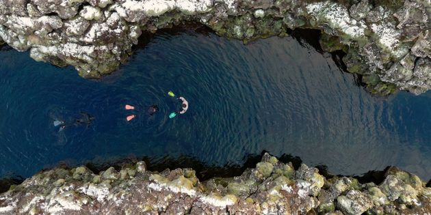 Black & Blue - Lava Tunnel + Silfra Snorkeling from Reykjavík — photo 11