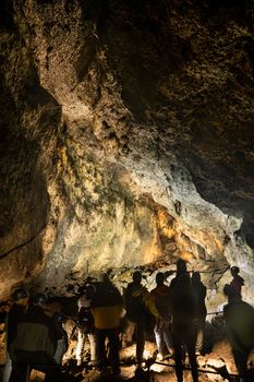 Vatnshellir Lava Cave Tour — photo 9