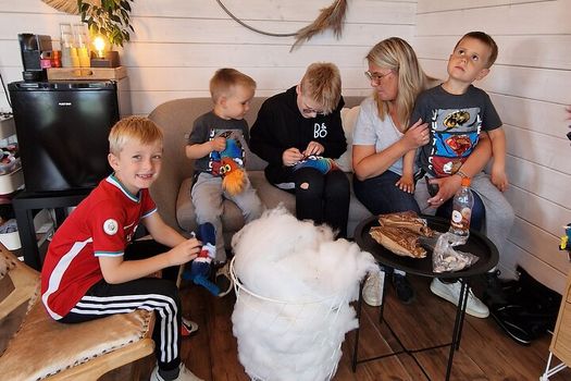 Make your own Icelandic wool monster - Private Workshop — photo 8