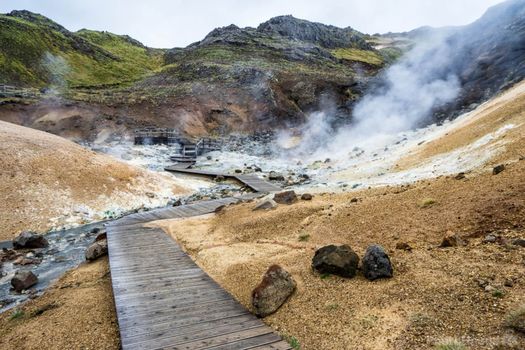 PRIVATE Reykjanes UNESCO Geopark & Blue Lagoon (Premium Admission Included) — photo 2