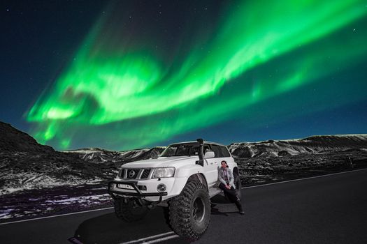 Northern Lights Jeep Tour [Private] - Icelandic Guide | Pro Photos | Hot Chocolate | Storytelling