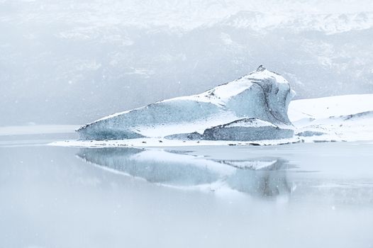 Glacier Lagoon (Jökulsárlón) & South Iceland Tour — photo 17