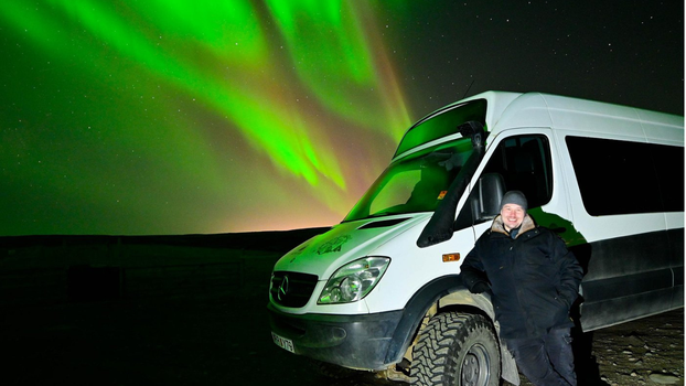 Private 4x4 Tour from Reykjavik - Northern Lights & Hot Choco — photo 13