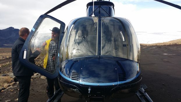 Private Luxury Golden Circle and Helicopter back to Reykjavík — photo 2