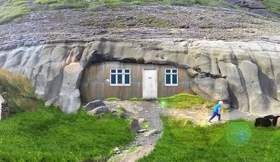 Private Golden Circle with Guided Cave Experience