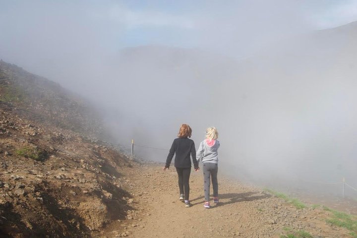 Private Reykjadalur Hike, from Reykjavík, photo 5 of 7