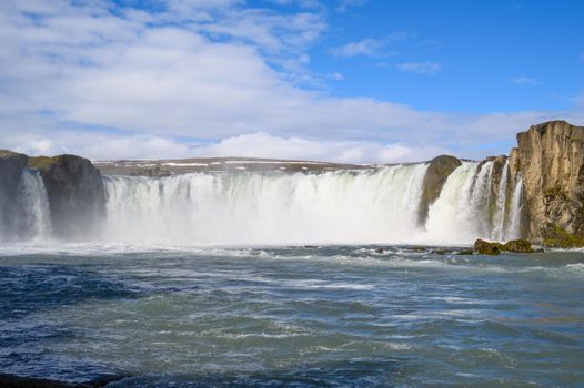 Private Waterfalls: Aldeyjarfoss, Hrafnabjargarfoss and Godafoss — photo 2