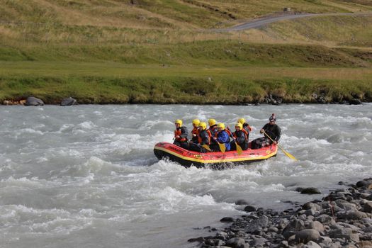 Family River rafting — photo 6