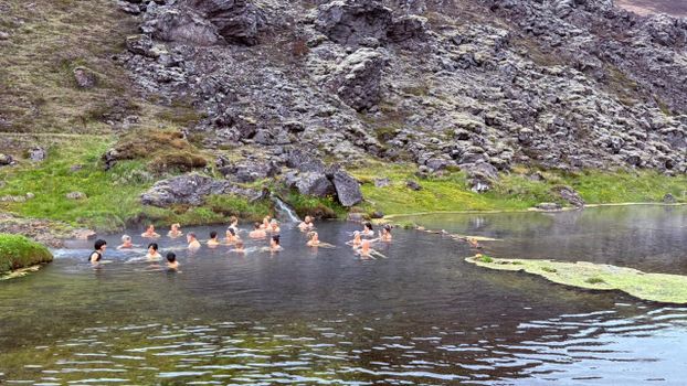 Landmannalaugar Highlands 4x4 Minibus Tour with Hot Spring Bath — photo 9