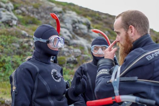 Snorkeling Silfra tour - meet on location — photo 17