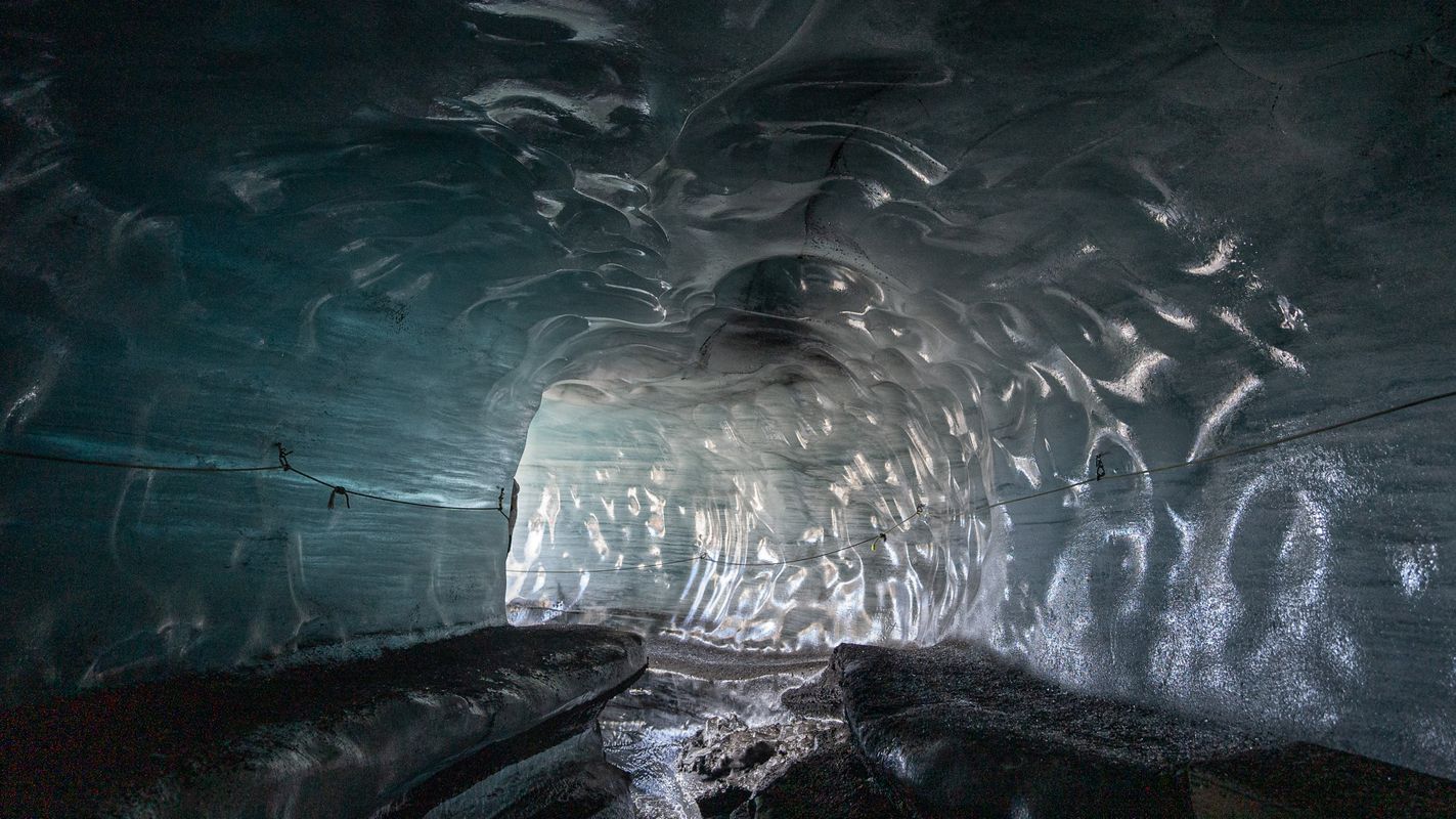 Katla FastTrack Ice Cave Tour, photo 9 of 15