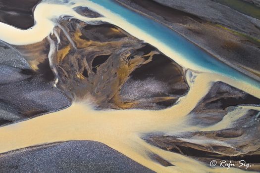 Essential Iceland — photo 4