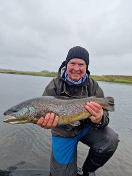 Private Fly Fishing Day Tour for Big Brown Trout - West Rangá Trout Beat — photo 7