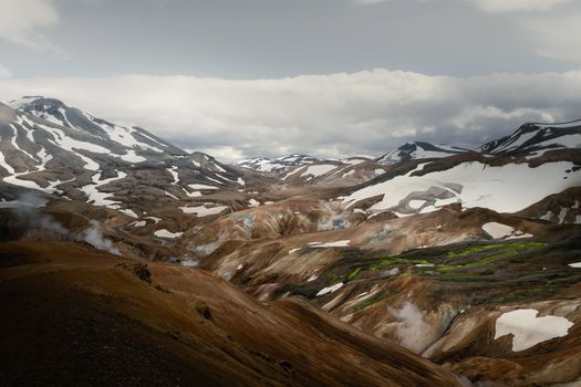 Hike in the Highlands, in the steaming valley of Kerlingarfjöll — photo 3