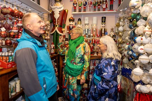 Private Reykjavik Christmas Walking Tour — photo 8