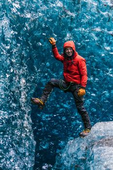 Ice Climbing Captured in Skaftafell — photo 18
