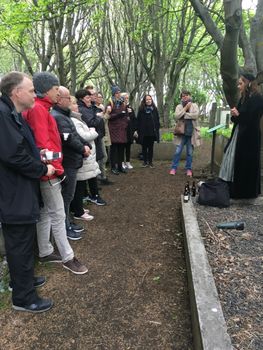 Discover downtown Reykjavík with us in an intimate and informative way with small traditional tastes , runic gift and a visit to a museum. — photo 3