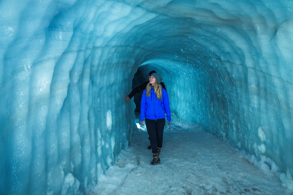 Into the Glacier & Silver Circle, photo 13 of 15