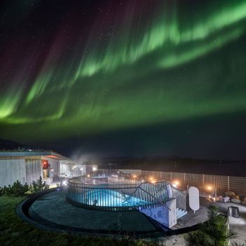 Northern Lights & Fontana Geothermal Baths — photo 2