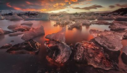 Private Glacier Lagoon & Sparkling Diamond Beach 