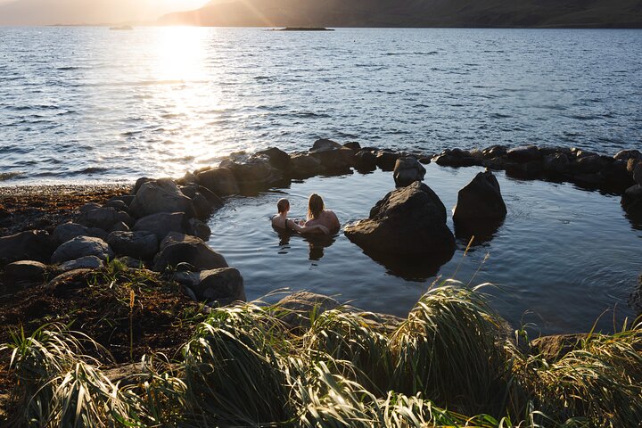 Hvammsvik Hot Springs: Private Round Trip Transfer with 3-Hour Visit — photo 10