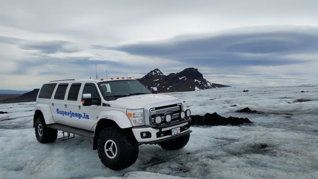 Private Superjeep Golden Circle & Langjökull Glacier — photo 13