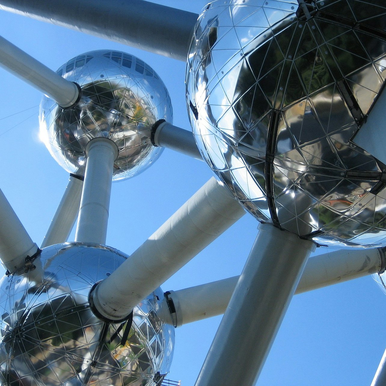 Atomium & Design Museum: Admission Ticket