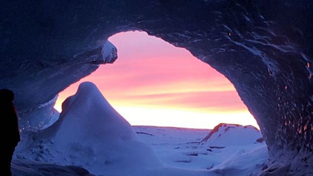 Ice Cave Tour — photo 3